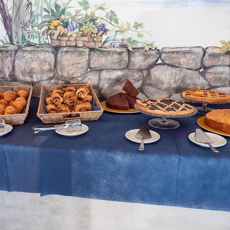 Chiessi Hotel Il Perseo מראה חיצוני תמונה