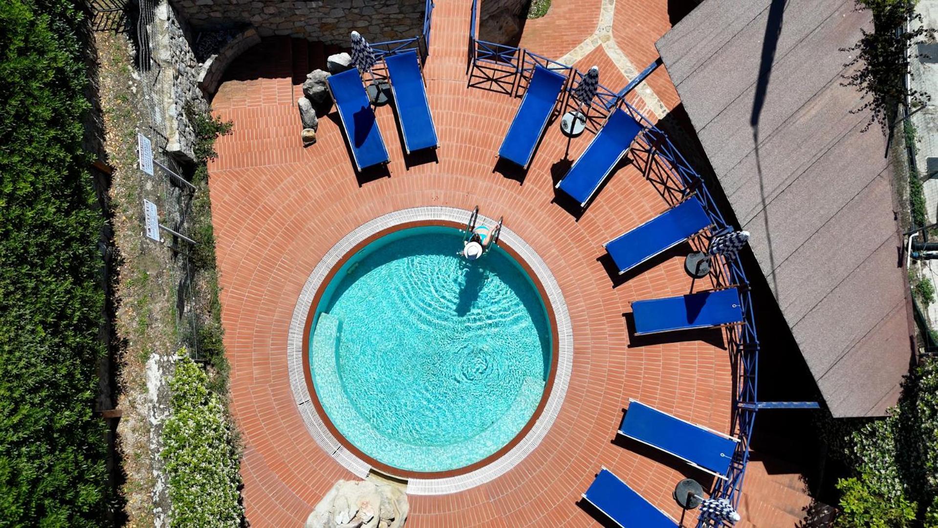 Chiessi Hotel Il Perseo מראה חיצוני תמונה