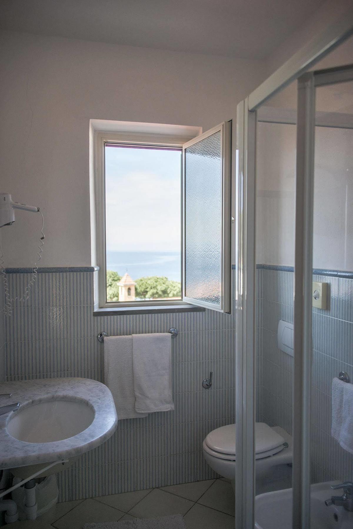 Chiessi Hotel Il Perseo מראה חיצוני תמונה
