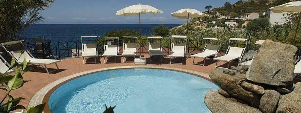 Chiessi Hotel Il Perseo מראה חיצוני תמונה